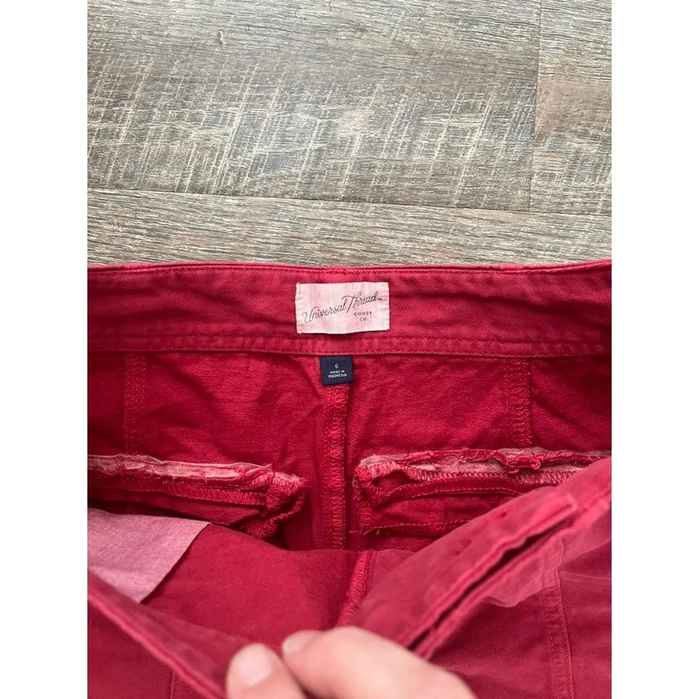 Universal Thread Red High‎ Rise Seamed Utility Shorts Size 6